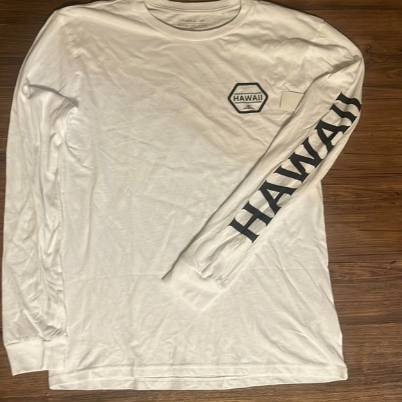 O'Neill Other - NWT Men’s O’Neill L/S “Tribute” T-Shirt. White w/Camo logo. Comes Various sizes